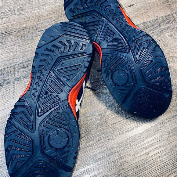 Boy’s-Size 4, barley worn; New Balance, Salomon (sold), ASICS, Land’s End - Picture 4 of 12